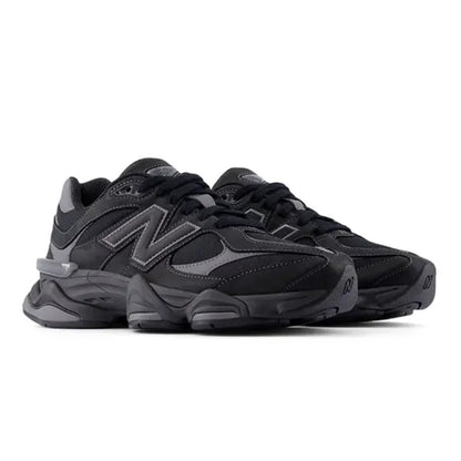 9060 Mono Black