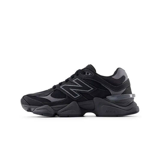 9060 Mono Black