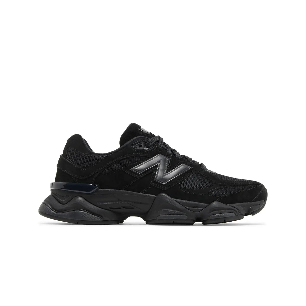 9060 Triple Black Suede