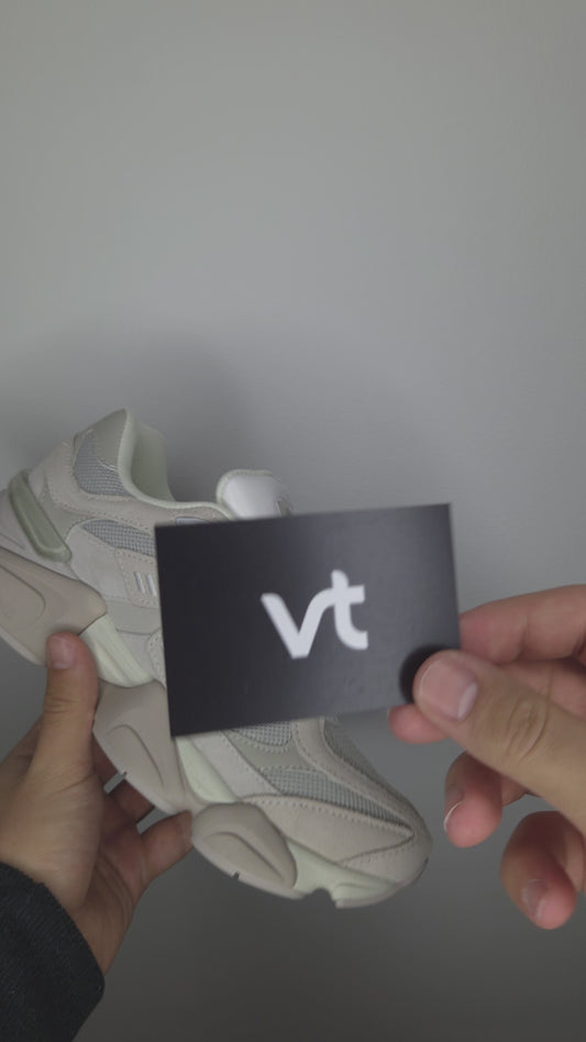 New Balance 9060 Grey Moonbeam