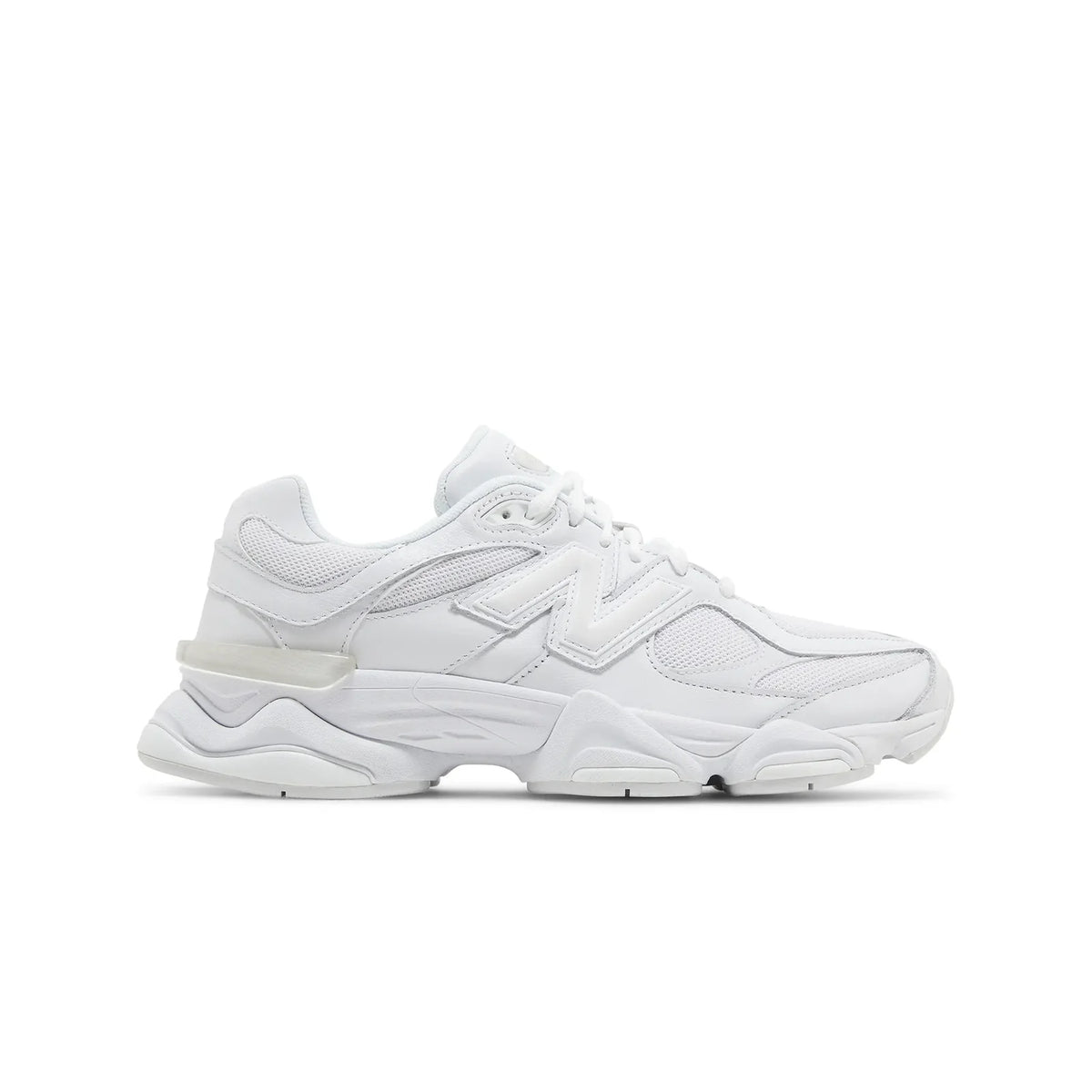 9060 Triple White