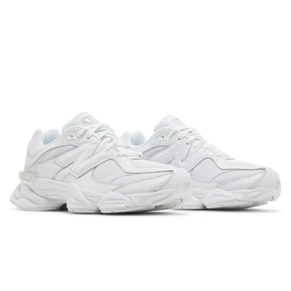 9060 Triple White